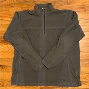 Men’s gray pullover fleece